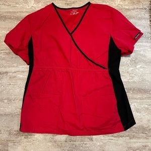 Cherokee women’s 2X scrub top